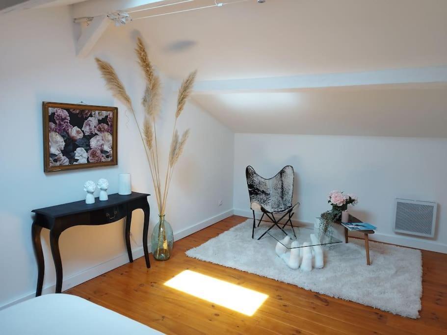 Appartement Proche Aeroport & Indret 布格奈斯 外观 照片